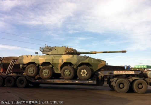 中国轮式步兵战车底盘105毫米突击炮 中国轮式步兵战车底盘105毫米突击炮