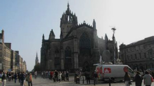 苏格兰统独两派参加和解礼拜望弥合公投伤痕(图)